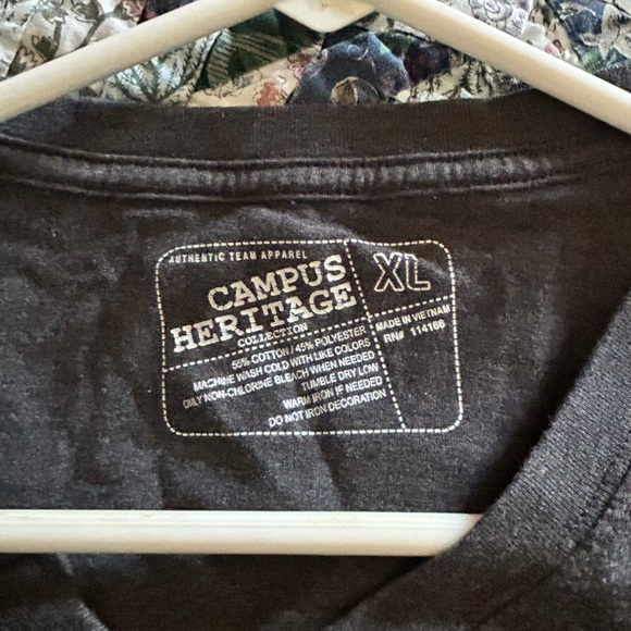 Women’s Purdue shirt - Picture 2 of 2